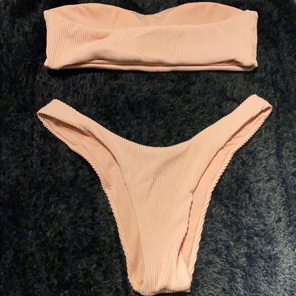 Nude bathing suit - Picture 2 of 2